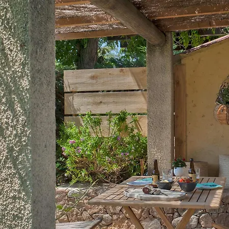 Διαμέρισμα Quiet Mini-villa 